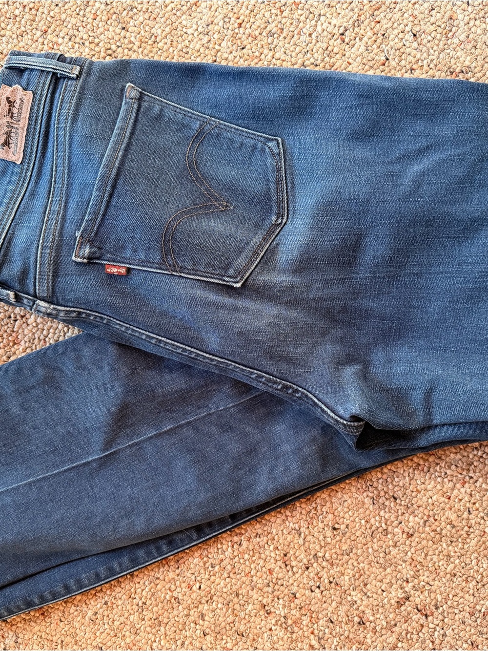 Levi's Straight Jeans